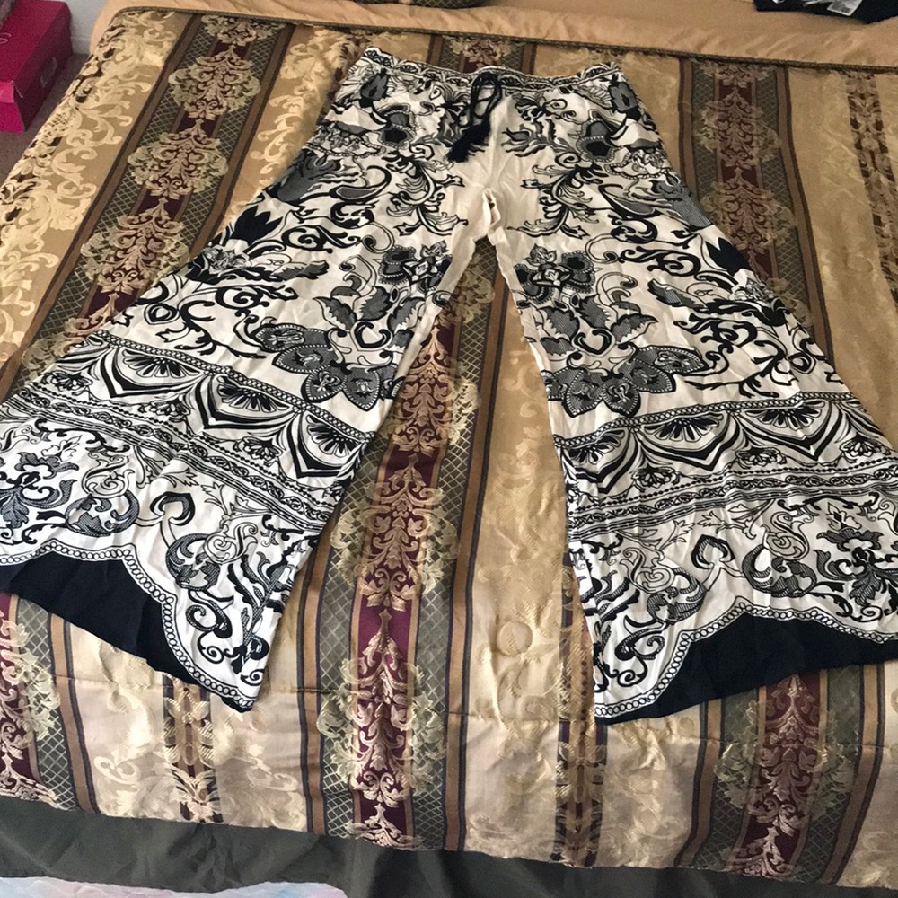 Super cute palazzo pants
